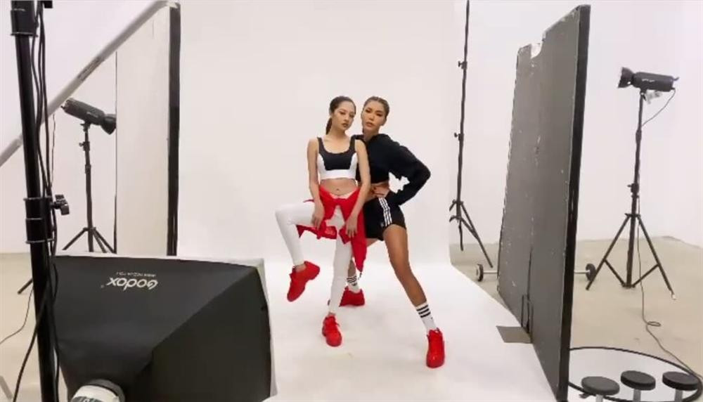 Buc anh “nghiet nga” lam lo chieu cao that cua Bao Anh