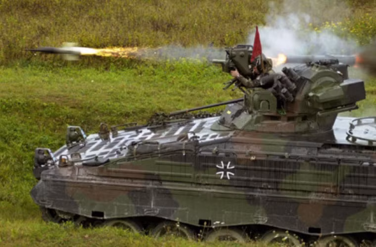 Marder 1A3 trang bị pháo tự động 20mm và tên lửa chống tăng có điều khiển MILAN đạt tầm bắn 2.000-3.000m.