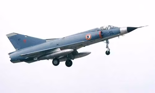 Tiêm kích đánh chặn Mirage IIIC.