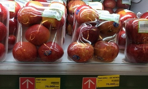 Thông tin "từ đầu năm đến nay Việt Nam chưa nhập lô hàng hoa quả nào từ Úc, New Zealand" là hoàn toàn sai sự thật.