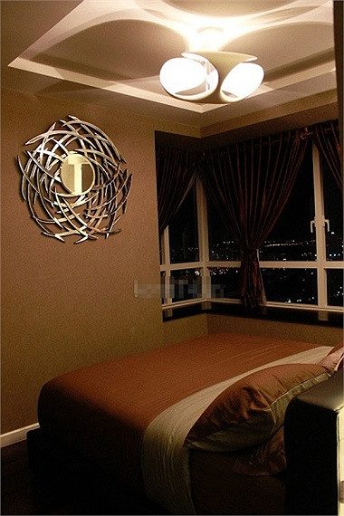 Đây chính là căn hộ mà báo chí từng không ít lần nhắc tới khi nam ca sỹ bị '"tố" lừa tình, lừa tiền một Việt kiều cách đây không lâu.