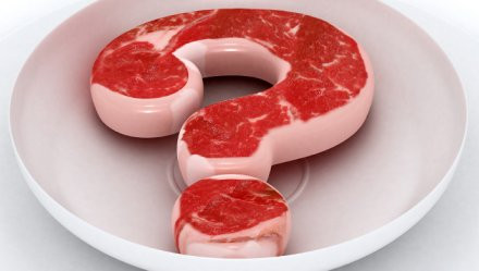 Không ăn thịt. Theo nghiên cứu thì khoảng 12% phụ nữ ở độ tuổi từ 20 đến 49 bị thiếu sắt. Phụ nữ trước tuổi 51 cần khoảng 18mg sắt mỗi ngày; và sau độ tuổi này thì họ cần khoảng 8mg mỗi ngày.Thịt bò là nguồn cung cấp sắt heme tốt nhất - loại sắt mà cơ thể dễ sử dụng nhất. Còn sắt non -heme thì có nhiều trong thực vật, ví dụ như đậu và rau bina.