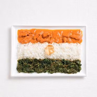 Lá cờ Ấn Độ từ cơm, rau và cà ri