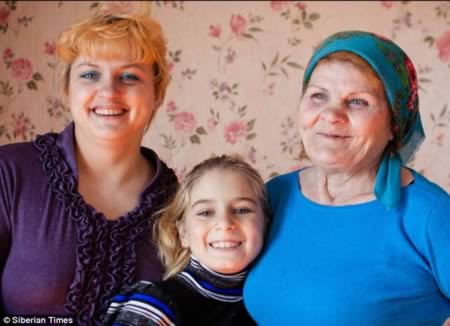 Cụ Hardy Lyudmila Stebliskaya đã nằm trong nhà xác đông lạnh trong ba ngày. Các bác sỹ ở đây đã xác nhận tim cụ đã ngừng thở. Con gái cụ sau đó đã làm đám tang cho mẹ và thông báo với họ hàng. Tuần sau đó, một bác sỹ chạy đến bảo là mẹ cô chưa chết mà vẫn đang nằm thở trên giường xác. Cụ Hardy không nhớ chuyện gì đã xảy ra, chỉ nhớ đã ở bệnh viện rồi tỉnh dậy và thấy da mình run lên vì lạnh. Cụ nói cảm thấy biết ơn Chúa vì mình còn sống và có thể gặp được bạn bè và gia đình.