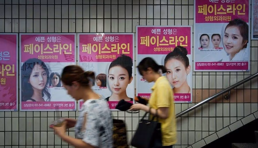 Trung bình 1 trong 5 người phụ nữ tại đây sẽ thực hiện ít nhất một thủ thuật làm đẹp trong cuộc đời họ.