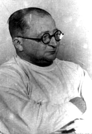 “Sát thủ phá thai” Carl Clauberg (Đức). Là bác sĩ thuộc Đảng quốc xã Đức, Carl Clauberg cũng như nhiều bác sĩ tử thần khác từng gây bao ác nghiệt tại các trại tập trung, đặc biệt là trại tập trung tử thần Auschwitz. Trở thành thành viên của Đảng quốc xã Đức vào năm 1933, năm 1942, Carl Clauberg cùng với Heinrich Himmler đã tiến hành các đợt thí nghiệm hàng loạt về triệt sản ở nữ giới. Đôi khi các nạn nhân nữ cũng bị giết để dùng cho các đợt mổ xẻ tử thi của Carl. Trong suốt thời gian hành nghề bác sĩ tại Auschwitz, Carl Clauberg đã thử nghiệm trên cơ thể của ít nhất 300 phụ nữ.