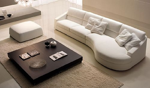 Ghế sofa. Các vi trùng ẩn nấp trên ghế sofa ở nhà, nhiều nhất là tay ghế được tìm thấy số lượng vi khuẩn nhiều gấp 12 lần so với bồn cầu.