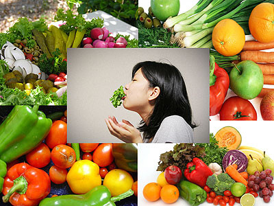 Chế độ dinh dưỡng phù hợp. Nên lựa chọn những thức ăn chứa nhiều chất dinh dưỡng để thai nhi khỏe mạnh. Bổ sung các loại trái cây, rau quả, ngũ cốc nguyên hạt và thực phẩm chứa nhiều chất như đậu, các loại hạt, nước cam, sữa chua... Những chất giàu protein, sản phẩm đậu nành, thịt... cũng rất tốt cho bạn trước khi mang thai.