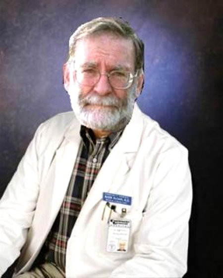 Harold Shipman. Năm 1974, Harold vào làm cho một bệnh viện tư ở Todmorden,vùng Yorkshire, Anh. Trong một cuộc điều tra mở rộng sau này do thẩm phán Janet Smith chỉ đạo, họ đã phát hiện ra một sự thật kinh hoàng. Kết quả nghiên cứu hồ sơ bệnh án 500 bệnh nhân do Harold điều trị từ năm 1978 - 1998 cho thấy, Harold đã giết 215 người, 171 người là phụ nữ, còn lại là đàn ông. Người cao tuổi nhất là bà cụ 93 tuổi, trẻ nhất là một nam giới 47 tuổi.