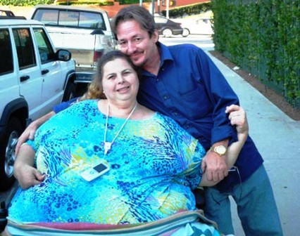 Sex thường xuyên để giảm cân. Mới đây, người phụ nữ béo nhất thế giới tuyên bố đã giảm được gần 45kg (7 stones) nhờ những bữa tiệc sex trường kỳ với người chồng cũ, khoảng 7 lần/ngày.