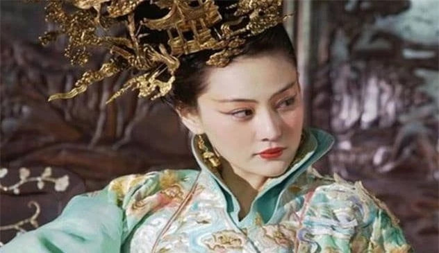 Nhũ mẫu trơ trẽn nhất trong lịch sử Trung Hoa - Hình 2 Nhu mau tro tren nhat trong lich su Trung Hoa-Hinh-2