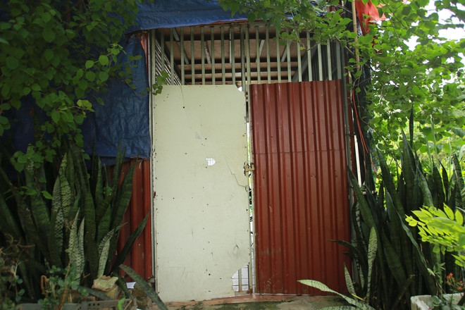 Hang xom bang hoang truoc vu co gai tre nghi bi cau ruot sat hai-Hinh-4