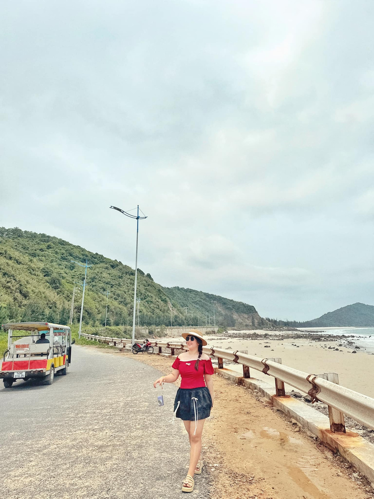 Den Quan Lan cam nhan net dep hoang so-Hinh-7