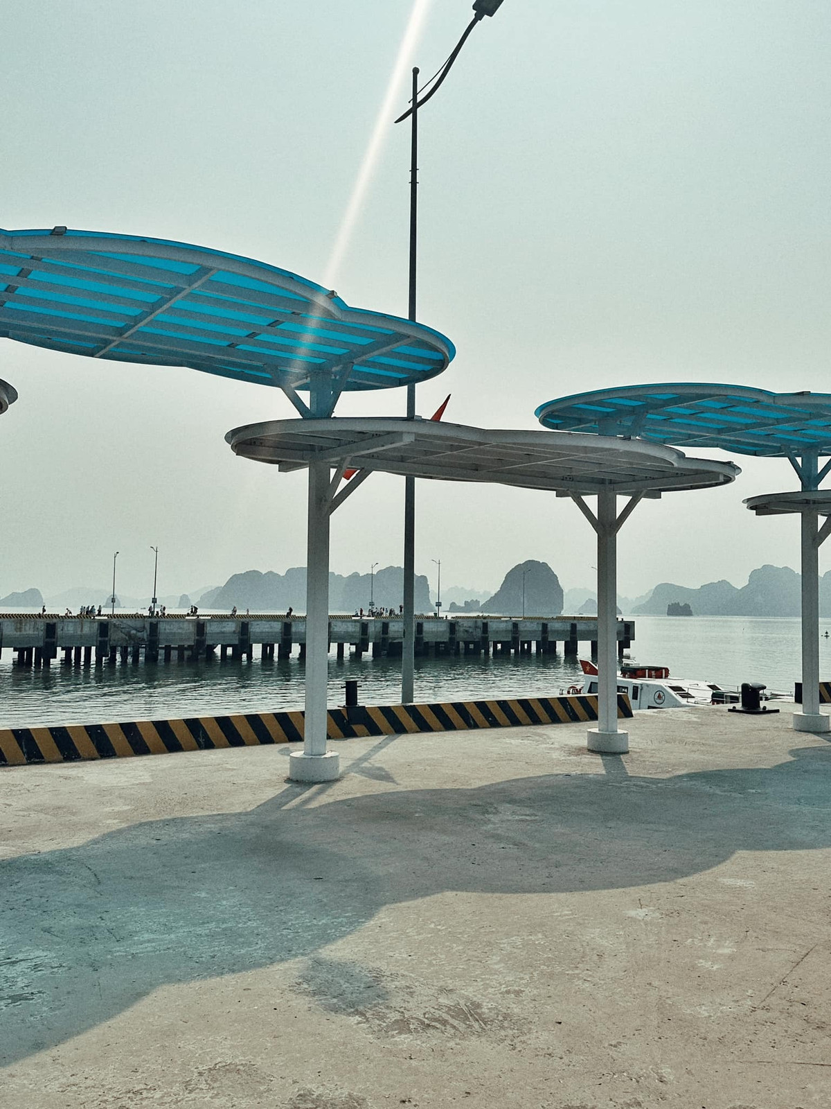 Den Quan Lan cam nhan net dep hoang so-Hinh-9