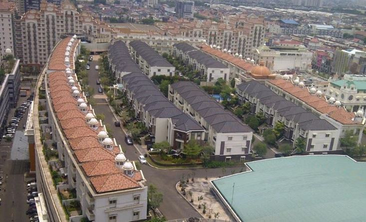 Làng biệt thự trên nóc trung tâm thương mại giữa 'lưng chừng trời' - Hình 8 Lang biet thu tren noc trung tam thuong mai giua 'lung chung troi'-Hinh-8