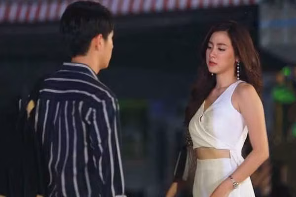 Sinh nhat bo vo, chong chi tang phong bi 500 nghin va cai ket