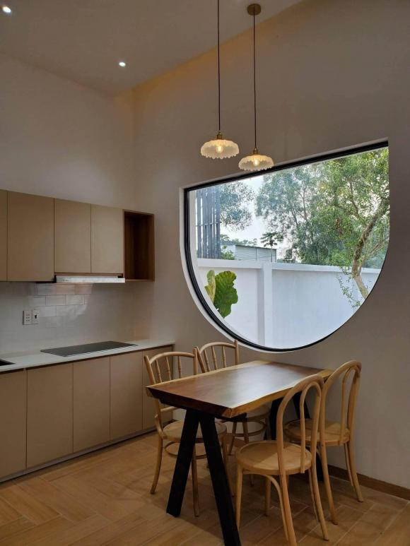 Vo chong tre dung bo qua mau nha cap bon nho xinh-Hinh-12