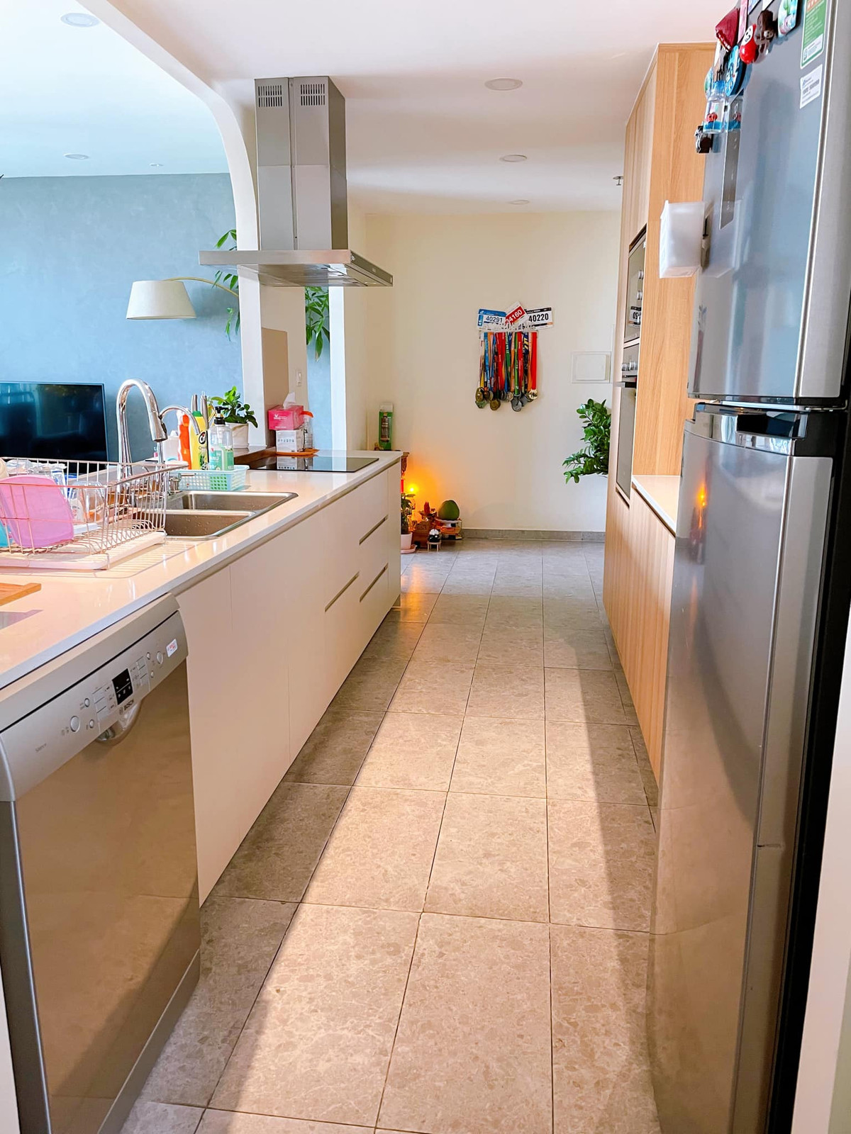 Can ho 3 phong ngu co bep va phong khach ket noi qua cua vom-Hinh-7