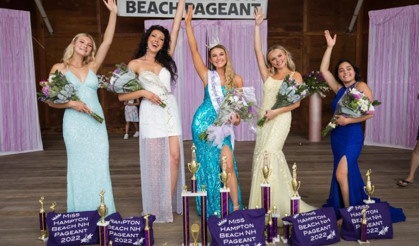 Hoa hau cao 1m59, nhan sac nhu hoc sinh tieu hoc-Hinh-7