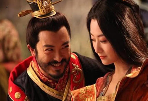 Nhung chuyen kho tin trong lich su: 1 nam doi 11 hoang de-Hinh-8