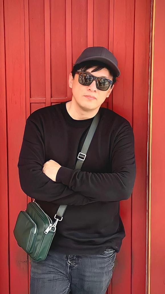 Lam Truong cung vo con du lich Singapore dip can Tet Nguyen dan-Hinh-7