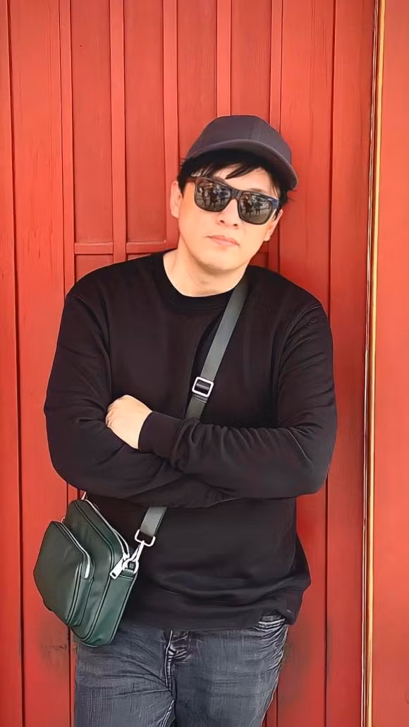 Lam Truong cung vo con du lich Singapore dip can Tet Nguyen dan-Hinh-7