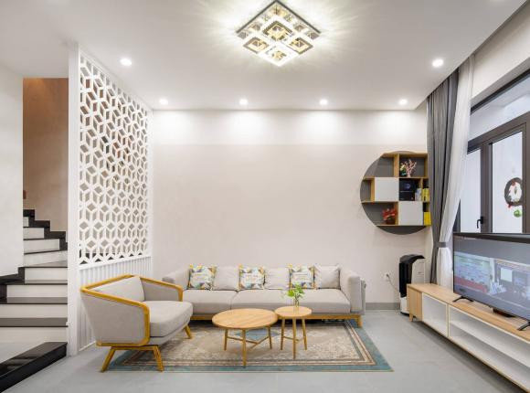 'Con gai ruou' xay nha tang bo me, dep nhu khu nghi duong-Hinh-2