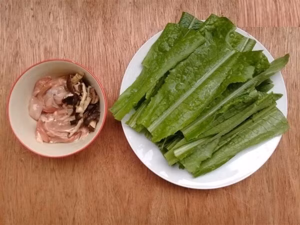 Loai rau cuc giau can xi, dung chi an song ma mang xao