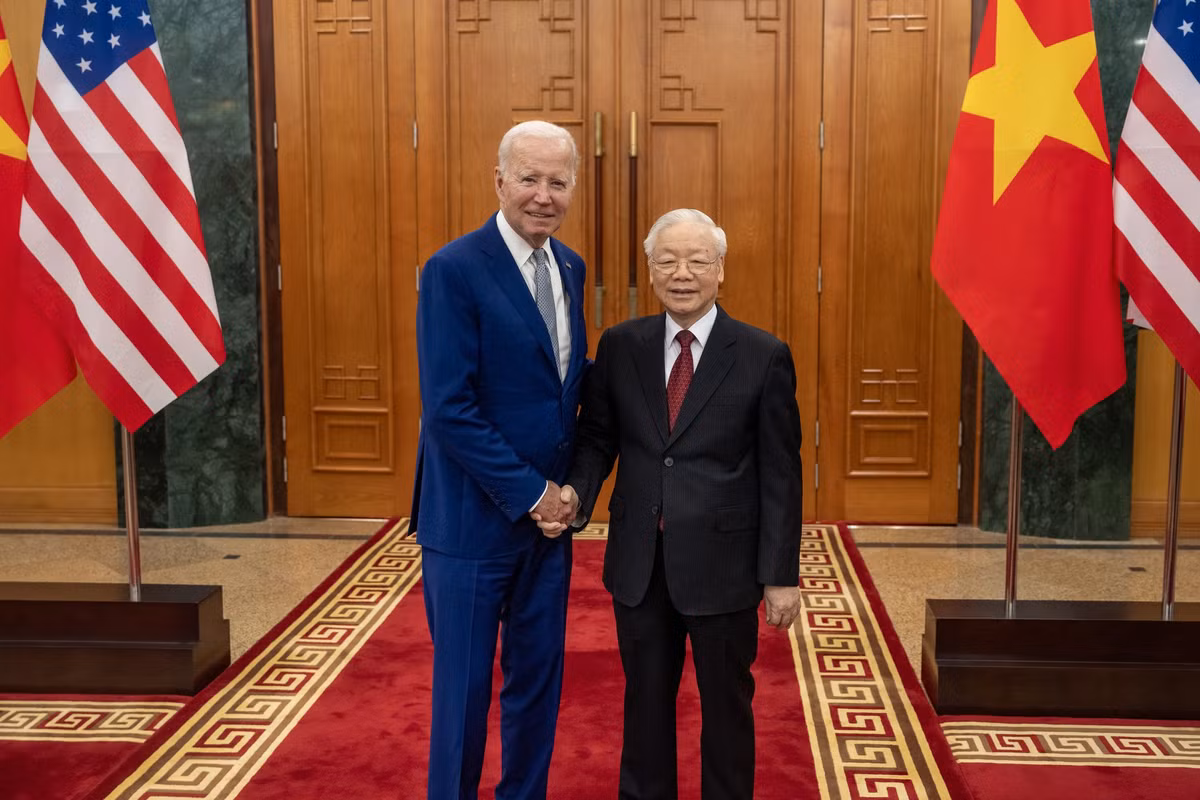 Tong thong Joe Biden chia se cam xuc dac biet va dang anh chup cung Tong Bi thu