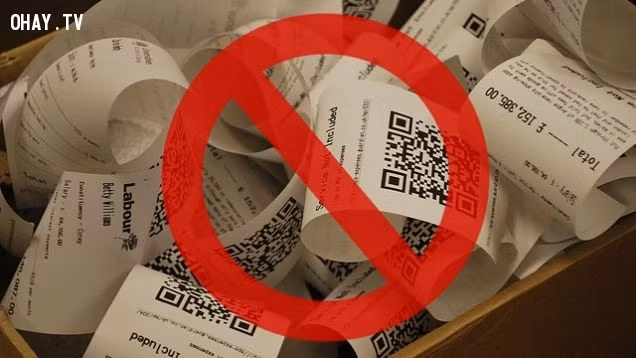 Ngoài ra, biên lai, hóa đơn nói về số tiền mà bạn đã hao hụt, mất đi, ảnh hưởng đến việc thu hút tài lộc. Do đó, ai có biên lai, hóa đơn hãy để riêng một chỗ khác chứ đừng đặt ở ví tiền kẻo mất lộc, hao tài.