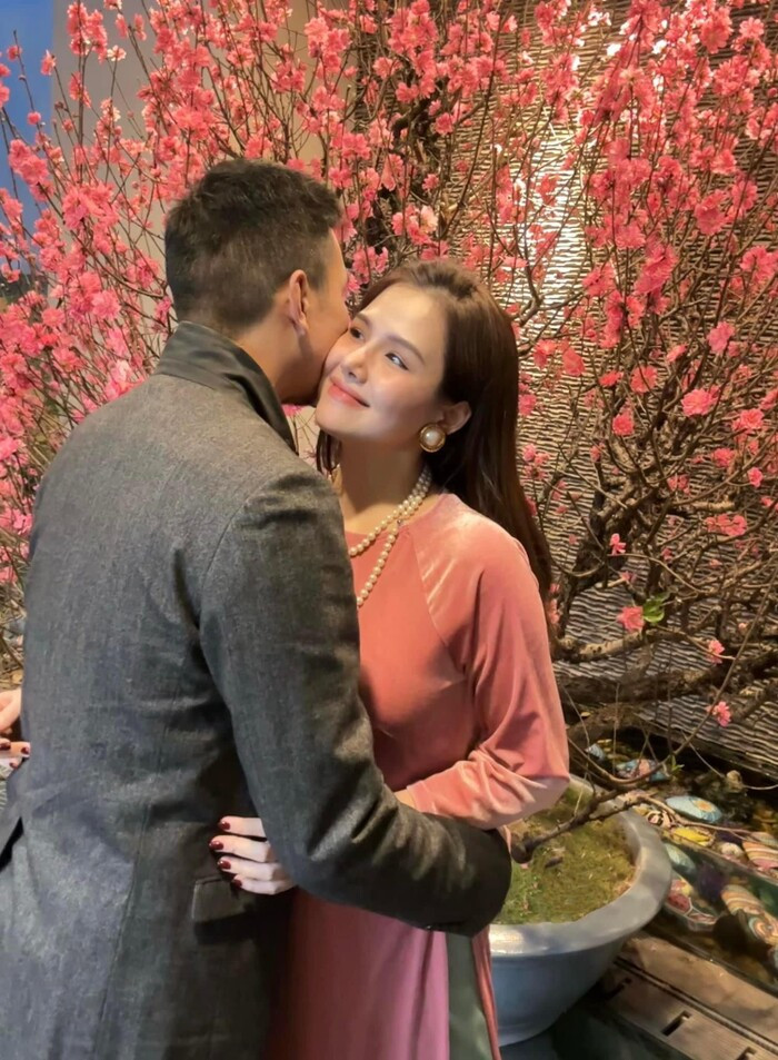 Phanh Lee lan dau cong khai dien mao cua quy tu trong ngay Tet-Hinh-5