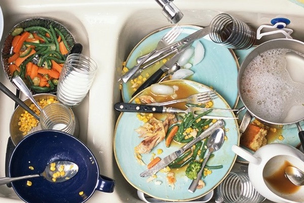 Tai sao khong bao gio nen ngam bat dia ban qua dem?