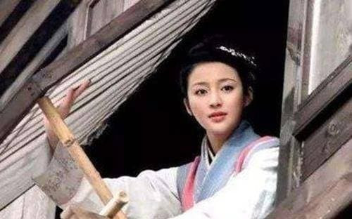 Tai sao phu nu co dai phai ket hon truoc 15 tuoi?