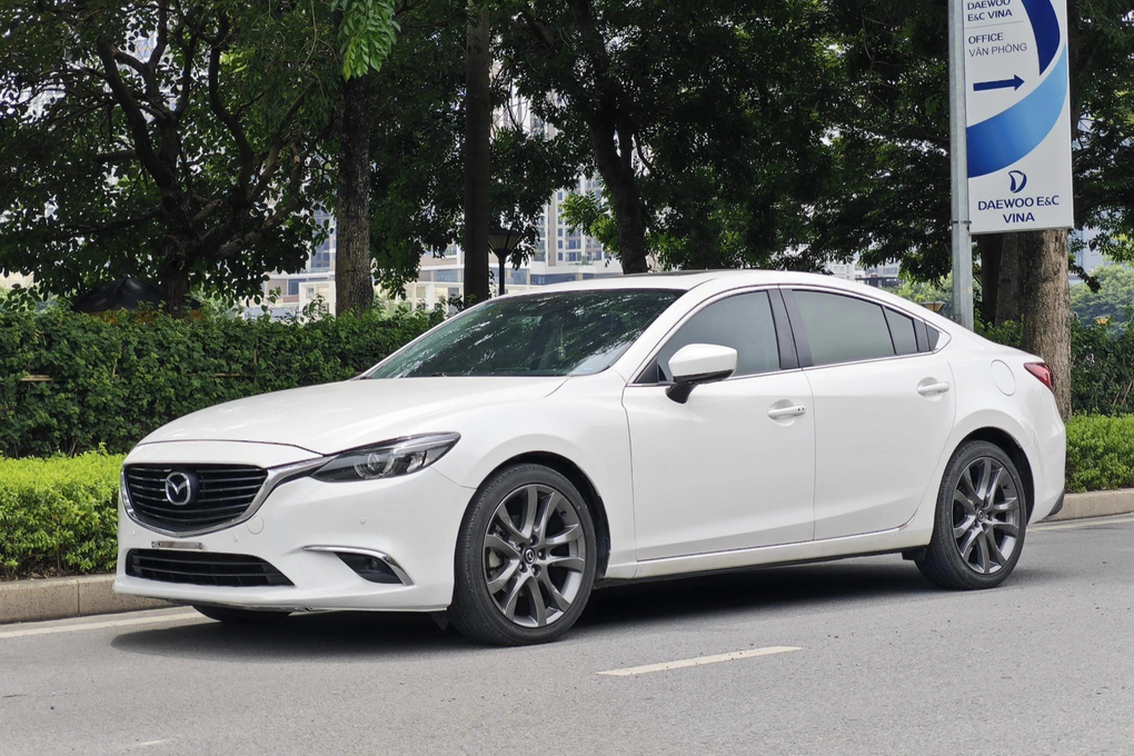 Mazda6 cu doi 2018 gia 580 trieu dong, co nen mua thoi diem nay?