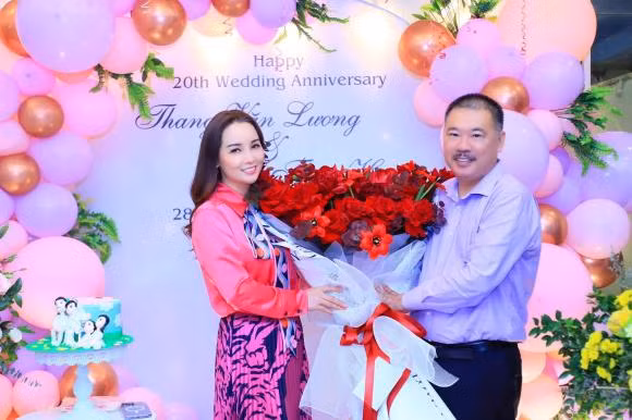 Cuoc song trai nguoc cua Ba Anh - Mai Thu Huyen sau 20 nam-Hinh-6