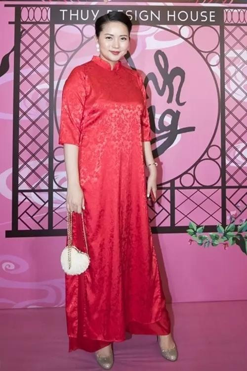 Phan Nhu Thao tre hon han khi dien ao dai nho giam 22kg-Hinh-10