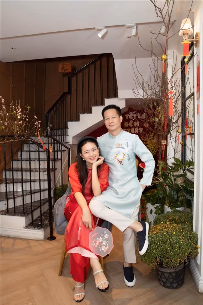 Phan Nhu Thao tre hon han khi dien ao dai nho giam 22kg-Hinh-5