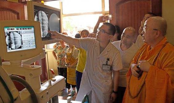 Cac chuyen gia kinh ngac sau khi chup X-quang xac nha su-Hinh-4