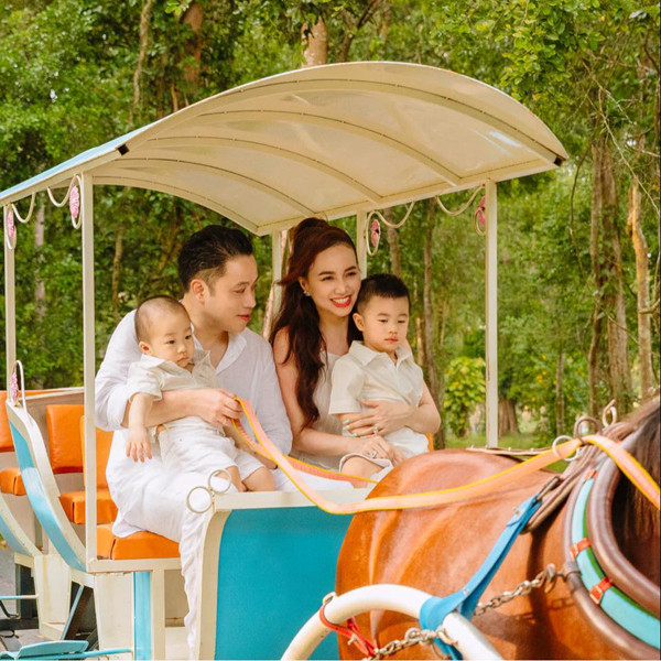 Mot my nhan Viet tuoi Ty tung choi 'day day' chuyen yeu duong-Hinh-5