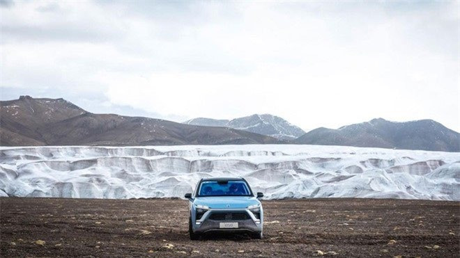 Xe điện leo cao nhất. Kỷ lục được thiết lập bởi xe điện Nio ES8 tại độ cao 5.715 m vào tháng 9/2018.