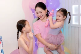 Lan Phương cuộc sống thay đổi ra sao sau ly hôn chồng Tây?