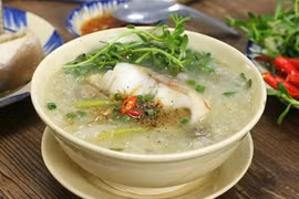 Cháo ám Trà Cổ, đặc sản tên lạ, cầu kỳ bậc nhất vùng biển Quảng Ninh