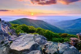 Dãy Appalachian chứa lượng lithium đủ để sản xuất 500 tỷ chiếc điện thoại