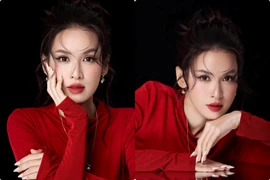 Lê Tú Vi khoe sắc quyến rũ trong bộ ảnh đầm đỏ rực rỡ