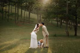 Á hậu Quỳnh Châu tiếp tục 'xả' ảnh cưới cực thơ tại Đà Lạt