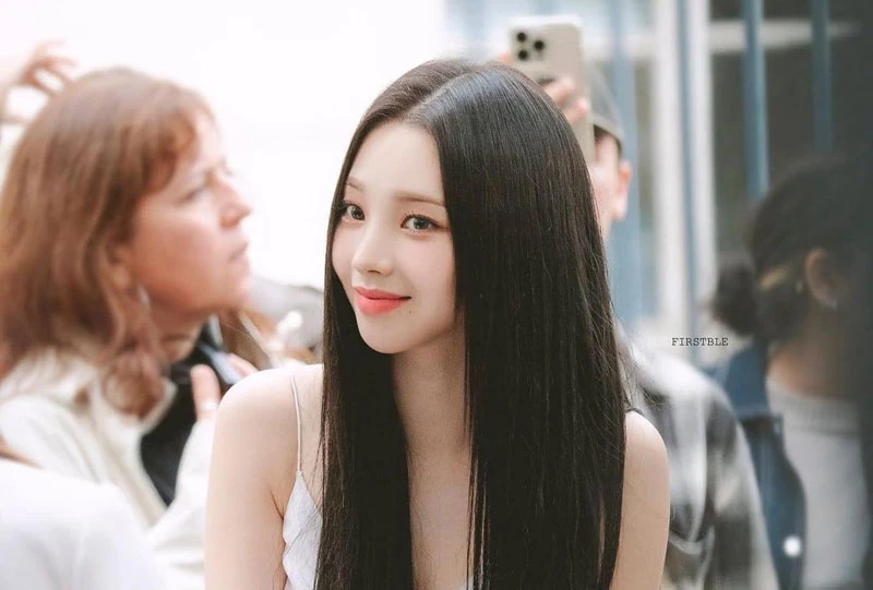 Mỹ nhân 2K của Hàn Quốc sở hữu vẻ đẹp siêu thực