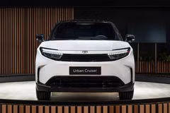 Toyota Urban Cruiser chạy 475km/sạc, từ 968 triệu đồng có về Việt Nam?