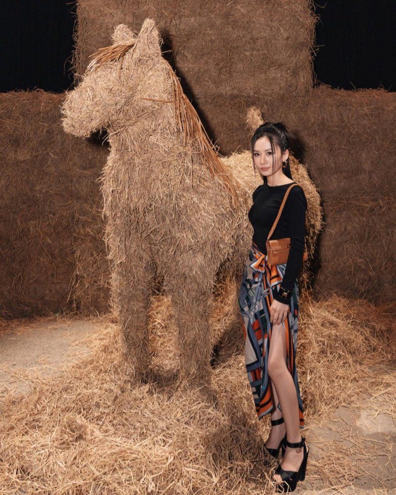 Rich-kid Nghệ An được bố mẹ tặng siêu xe trị giá 8 tỷ đồng từng xôn xao MXH giờ ra sao? ảnh 2 Rich-kid Nghệ An được bố mẹ tặng siêu xe trị giá 8 tỷ đồng từng xôn xao MXH giờ ra sao? ảnh 2