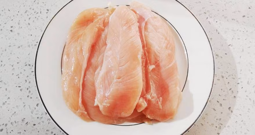 Bí quyết làm món ức gà áp chảo cực ngon ảnh 1