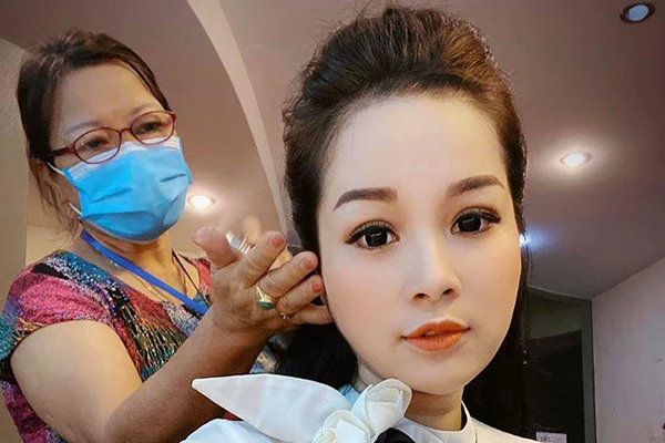 Sau bao năm im lặng, bất ngờ với cuộc sống nữ chính “Nhật ký Vàng Anh”